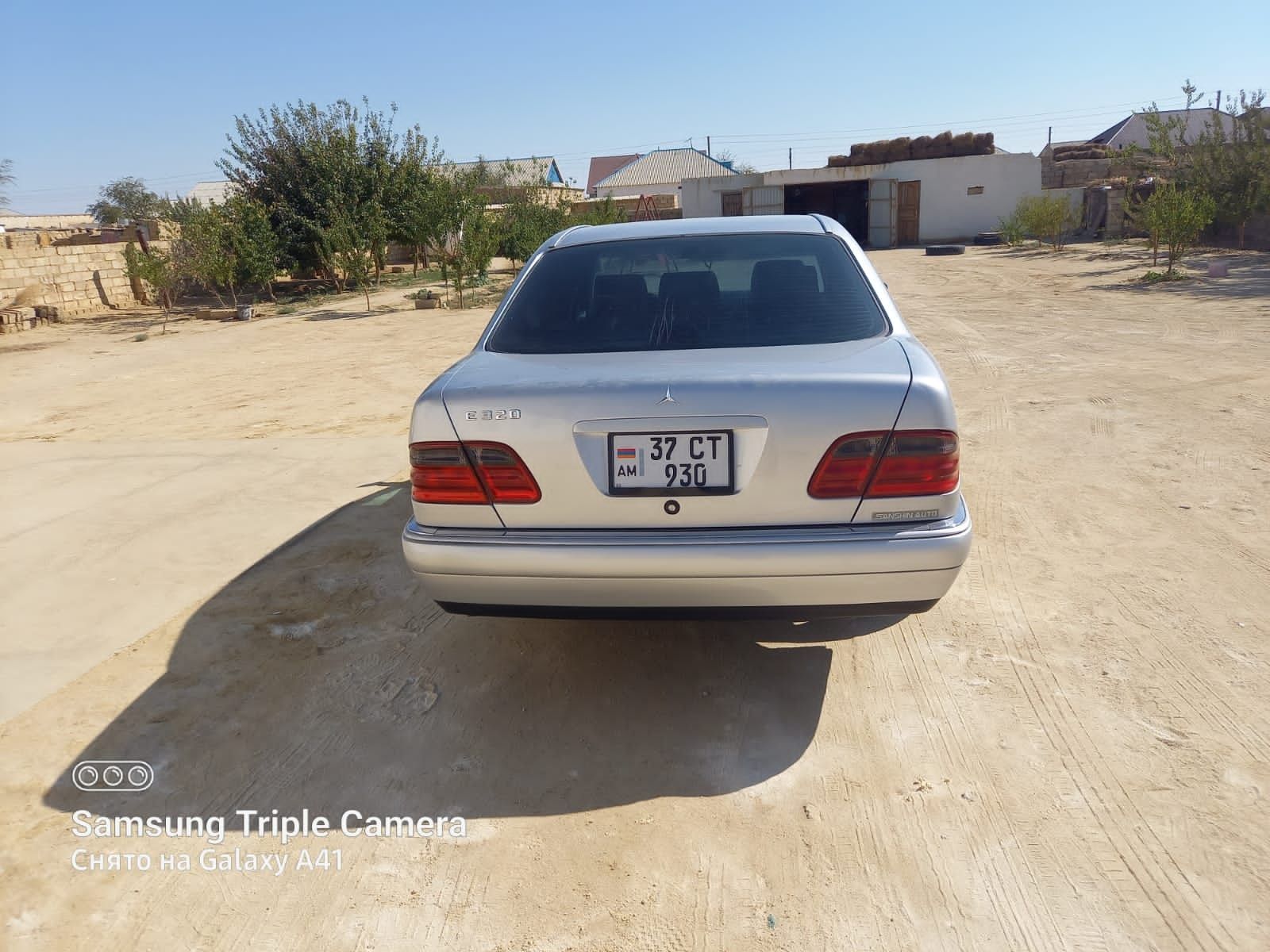 Mercedes Benz e320 1997