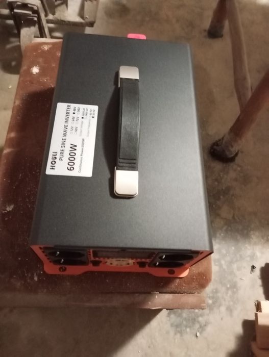 Инвертор чиста синусоида 6000 вата пикова мощнос 48 волта,. Чисто нов.