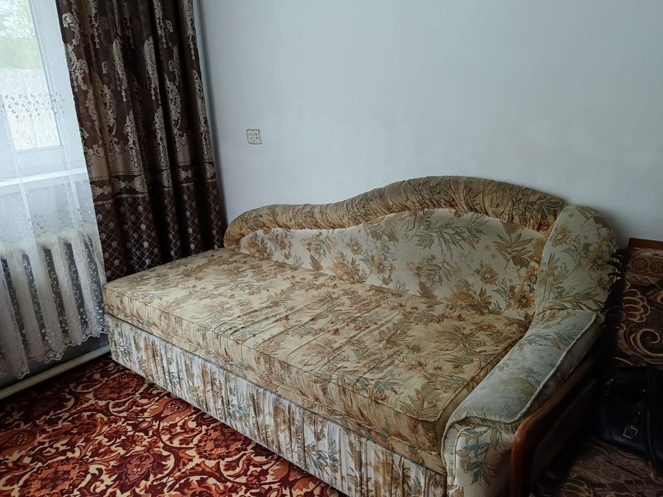 Тахта для спальни