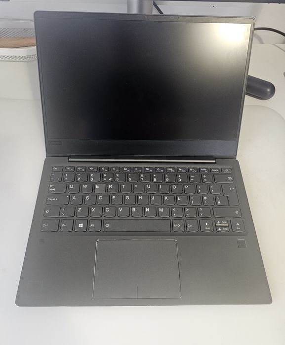 Laptop Lenovo IdeaPad 720S-13IKB defect