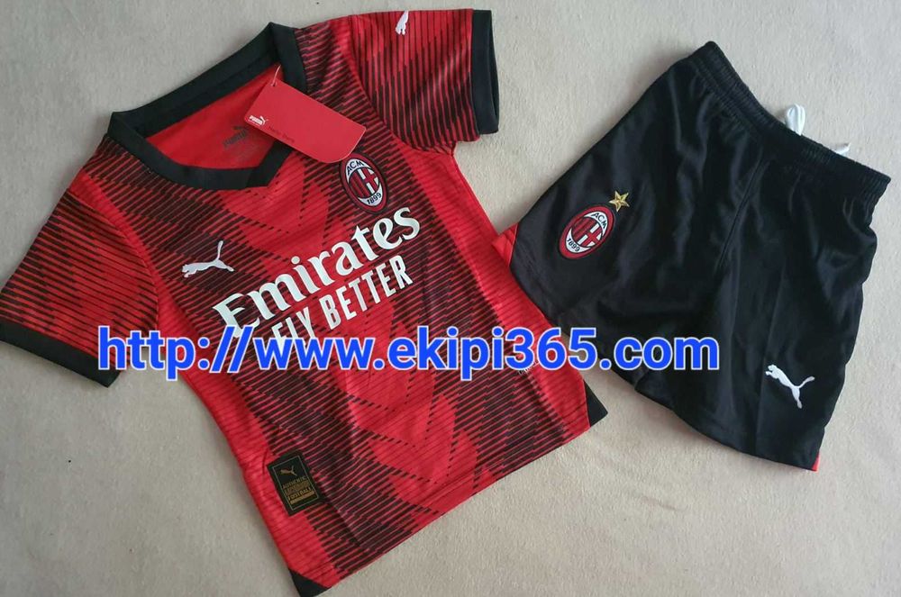 AC Milan титулярен детски модел - сезон 2023/24