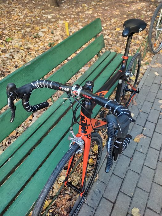 Bicicleta cursieră