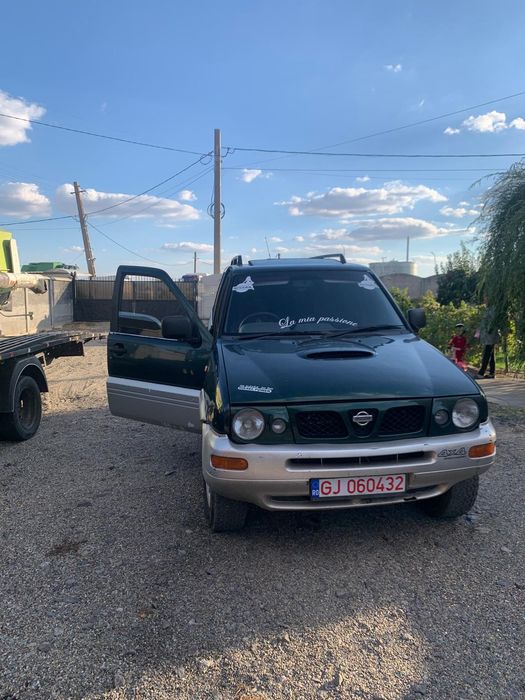 NISSAN Terrano 2000 — imagine 3