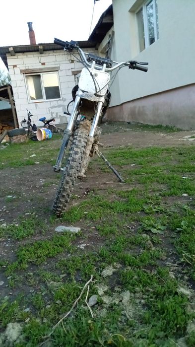 Vand doua cross-uri