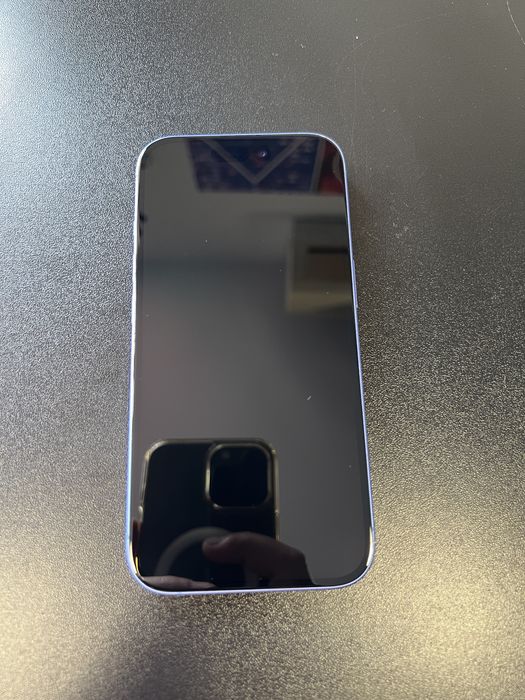iPhone 16 128GB Ultramarine