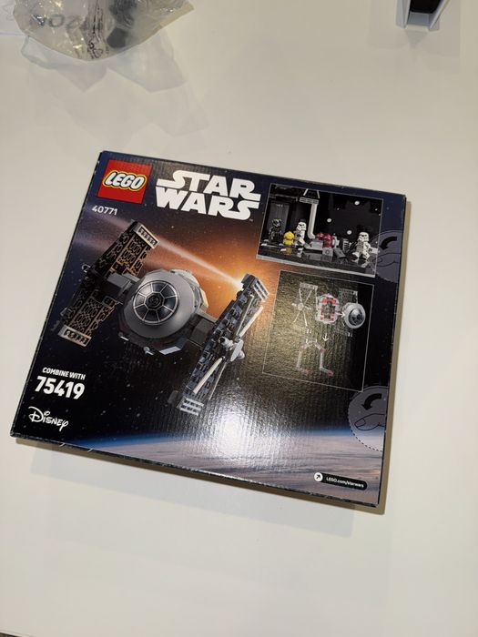 Lego 40771 TIE Fighter with Imperial Hangar Rack
