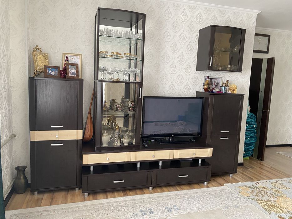 Мебель сатылады