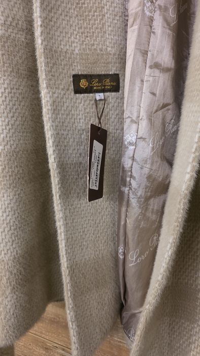 Италианско дамско палто!