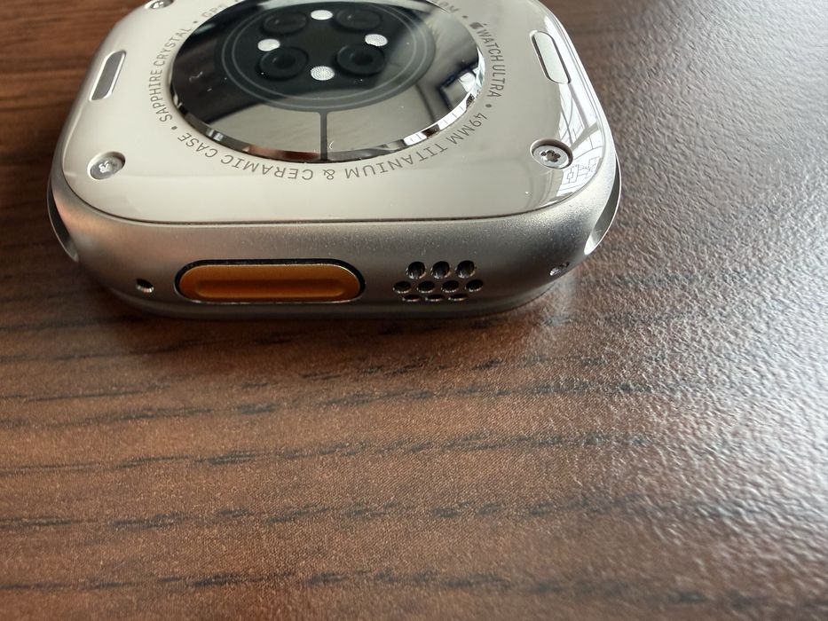 Apple Watch Ultra 2 iCloud Off за части или ремонт