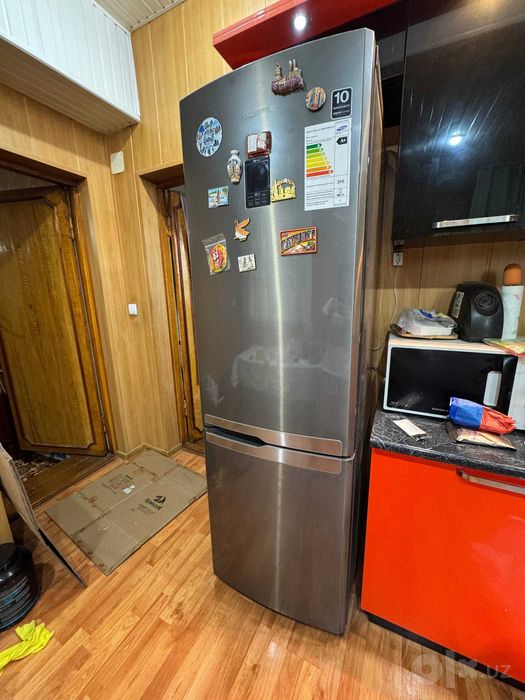 Продам холодильник Samsung RL52TEBIH (б/у)