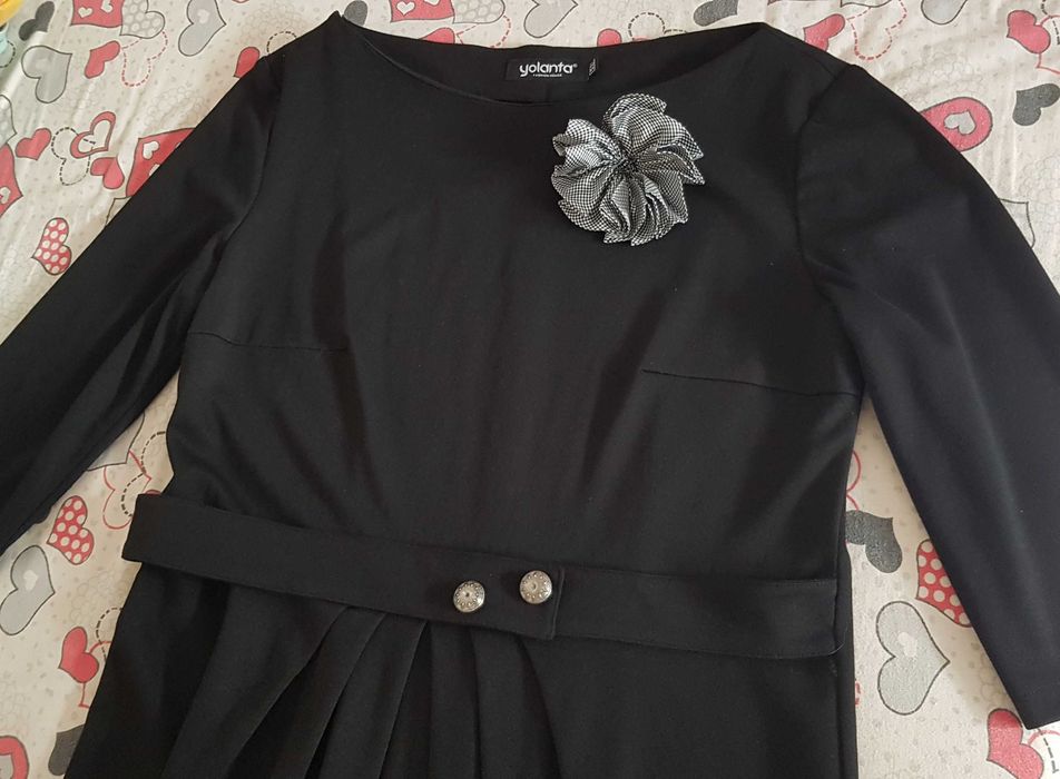 Нова черна рокля