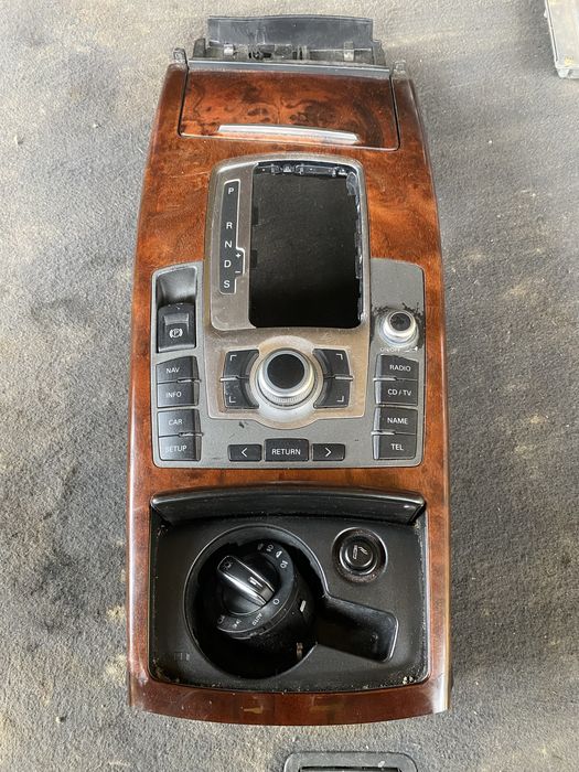 Consola MMI Audi A6 C6 Pret 400 lei