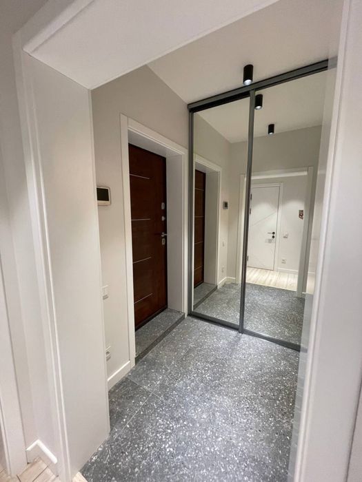 Продам квартиру ор. 71-школа