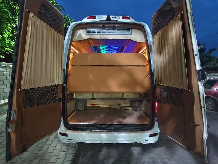 Mersedes Bens Sprinter