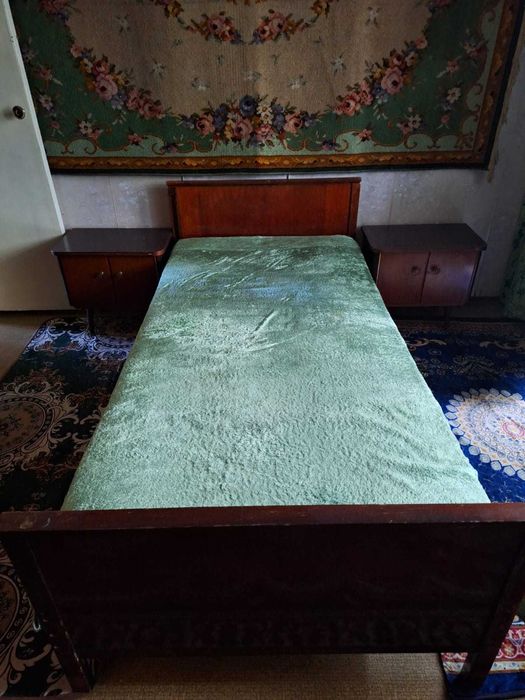 Отдам старую мебель даром