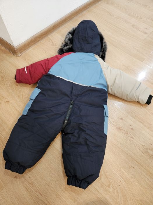 Продам новый детский комбинезон