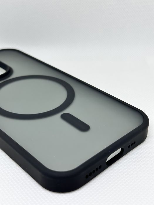 Чехлы на IPhone 15 pro и  IPhone 15 pro MAX