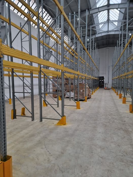 Rafturi metalice industriale reglabile la cela  mai bună preț