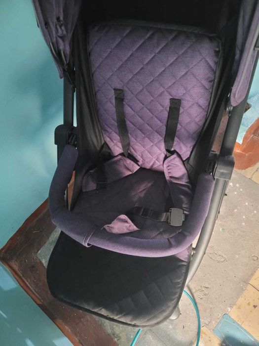 Коляска прогулочная