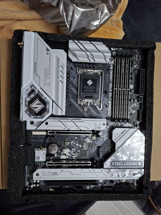 Vand placa de baza AsRock Z790