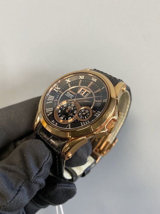 Часовник Seiko Kinetic Black Dial Black Leathe