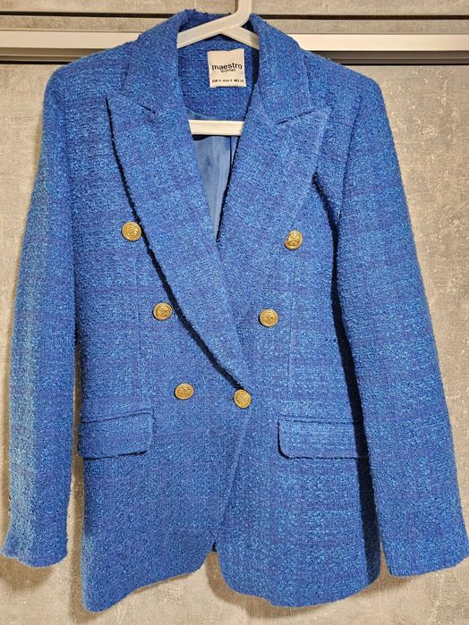 Синьо сако от букле