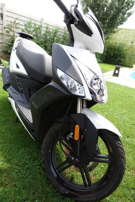 Scuter KYMCO Agility 49 CC, se poate conduce de la 16 ani