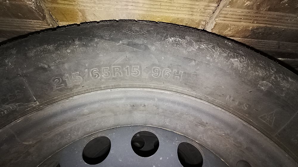 Джанти с зимни гуми 5.98 Алфа фиат