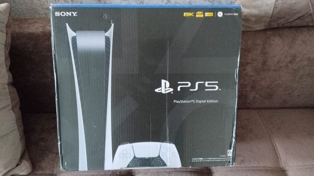 Продам ПС5 без дисковый