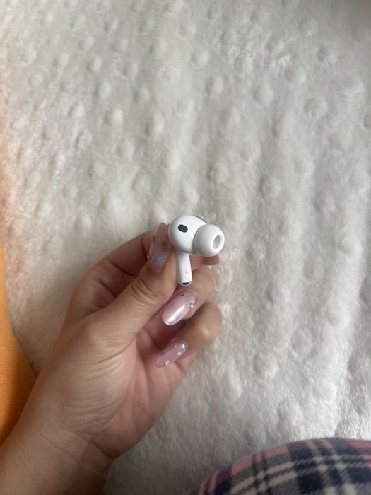 Левый наушник AirPods Pro 3 б/у