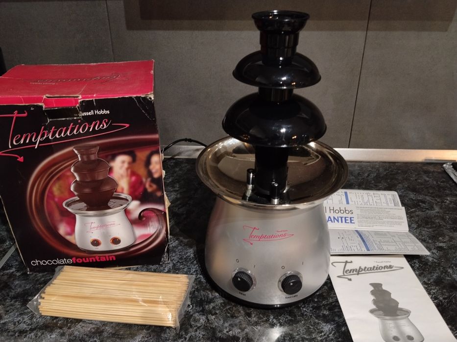 Fântână de ciocolată Russell Hobbs – Temptation