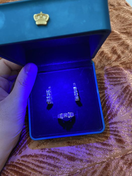 Продам бриллантовый набор