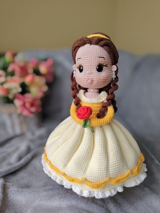 Păpușica croșetată