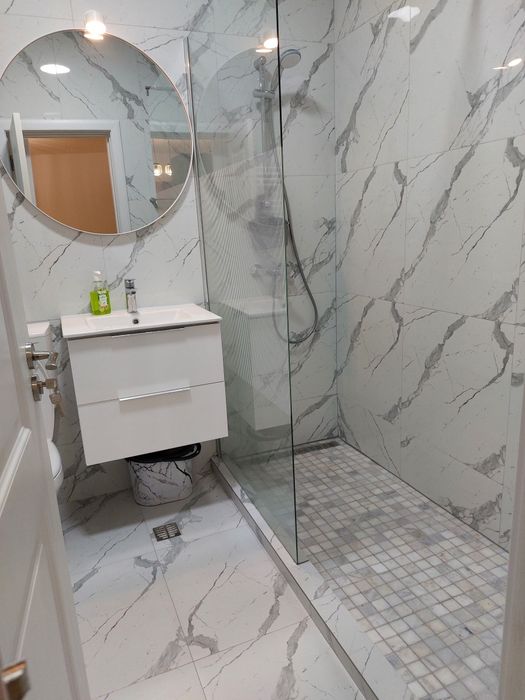 Ap zona Tomis Nord Constanta în regim hotelier 2 cam decomandat