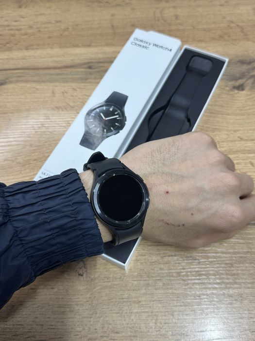Samsung Galaxy Watch4 Classic