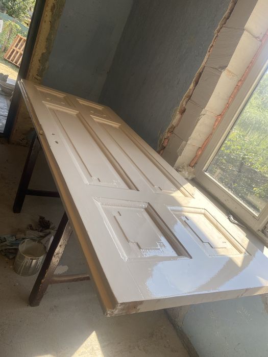 Reconditionez usi lemn/geamuri/mobilier din lemn