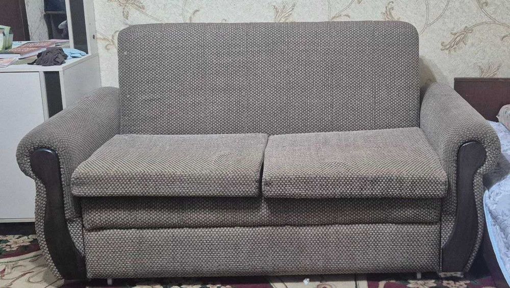 Divan ham spalni buladigan