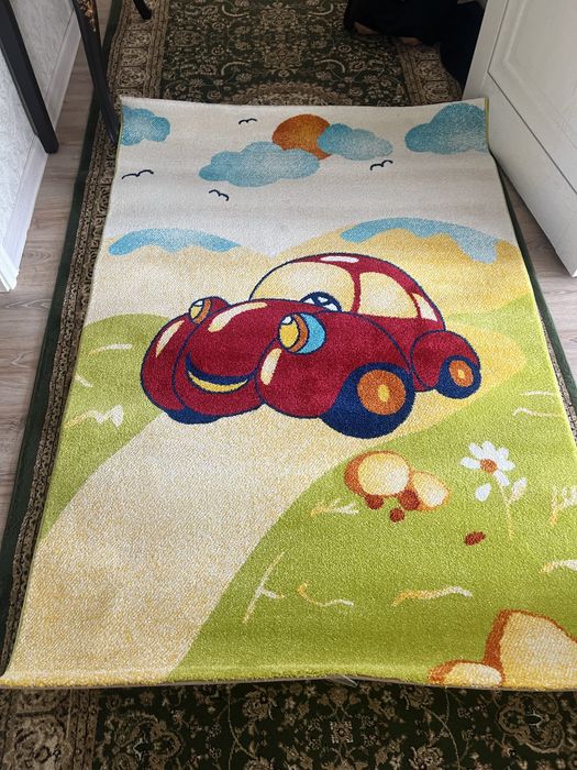 Продам комод и ковер