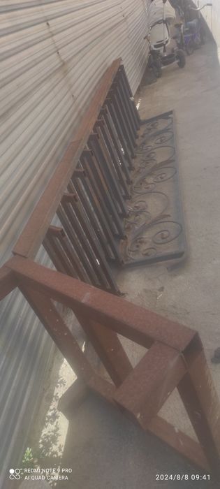 Продам железную лестницу