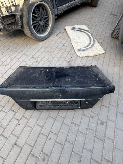 бмв е38 крышка багажника