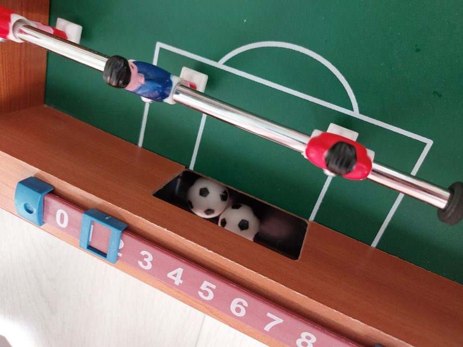 Mini Masa de Fotbal cu Teren si 12 Jucatori