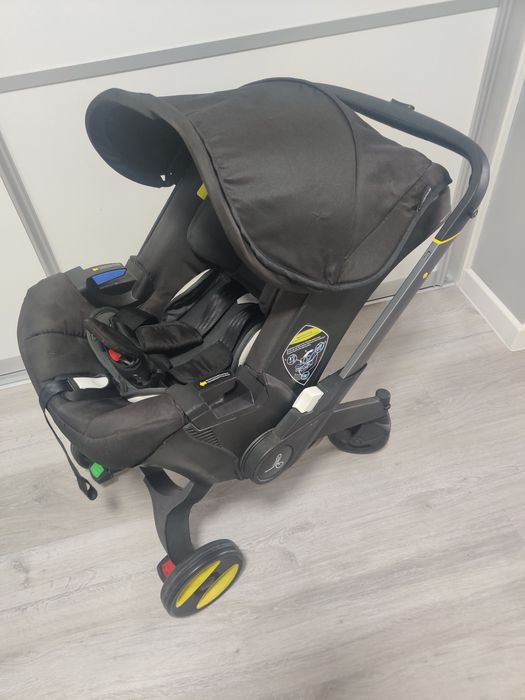 Коляска автолюлька