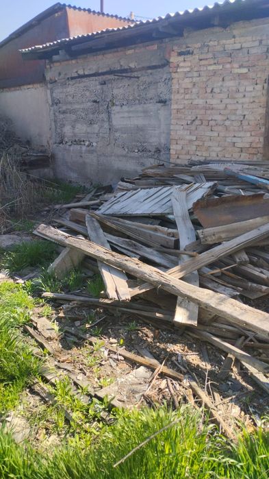 Доски на дрова,дерево