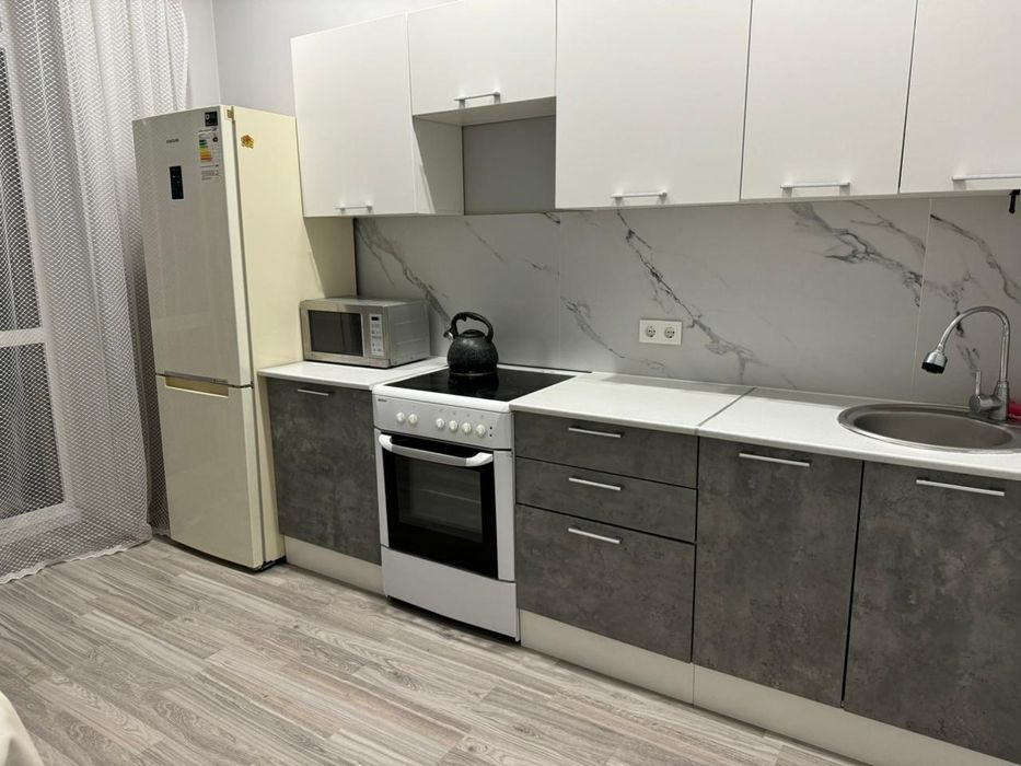 Проспект Сарыарка 11, 2часа 2000