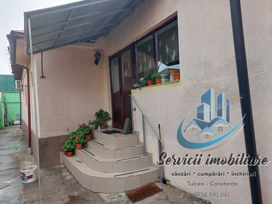 Casa solida, 6 camere, cu teren (parter, cu posibilitate mansardare) Tulcea, nemobilata
