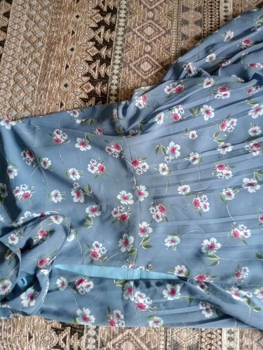 Продам красивое платье.