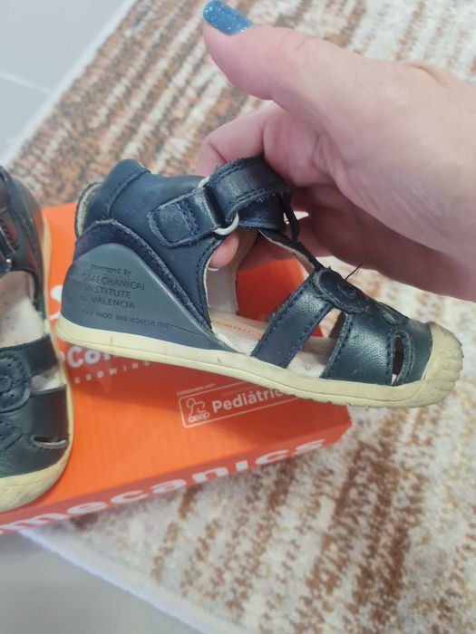 Biomechanics сандали за момиче