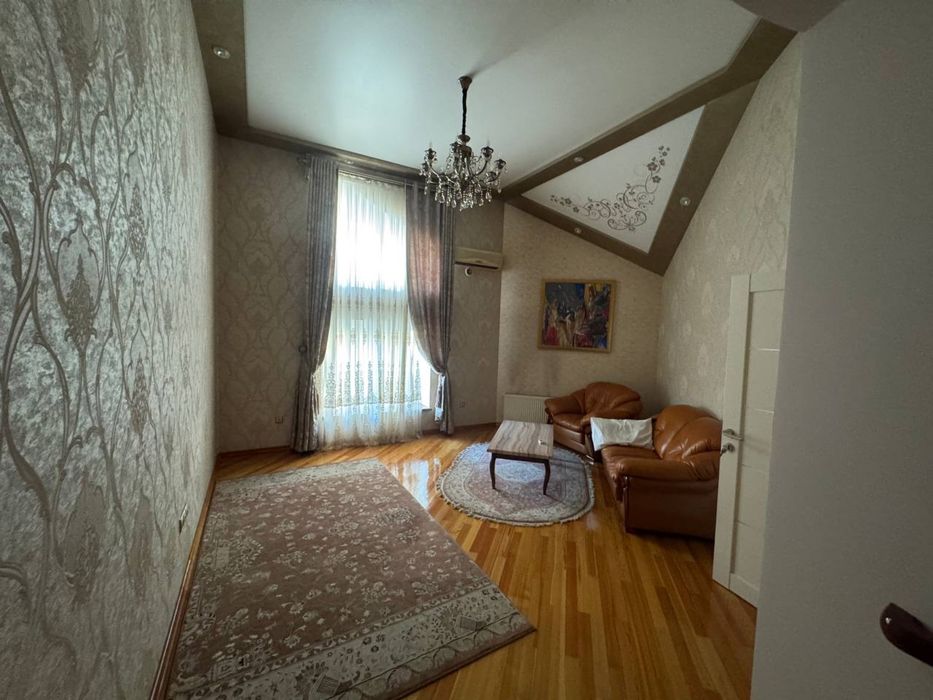 Срочно Сдается Яккасарайский р-н шикарный больщой дом