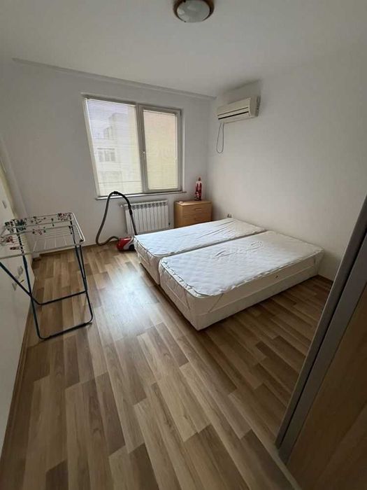 Дава се под наем Тристаен апартамент в Пловдив, Център - 110 кв.м за 498.27 € - Снимка #14