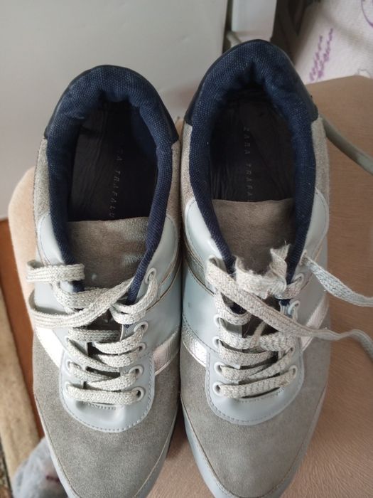 Продам красавки женские, хорошие , состояние отличное, носили пару раз